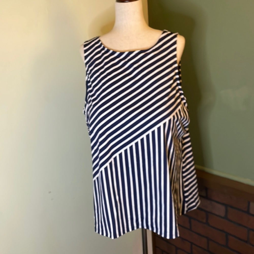 24 W/L Lands End Tankini Swim Top A03 6537